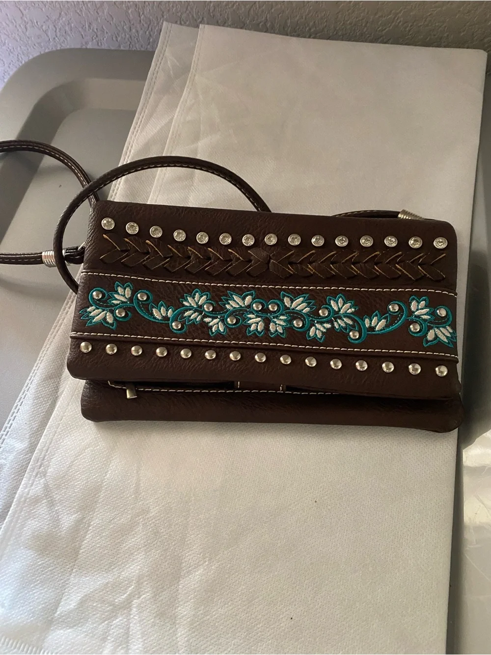 Faux Leather Purse Bag Wallet With Zip Pockets Rhinestones Embroidery crossbody - Picture 1 of 5
